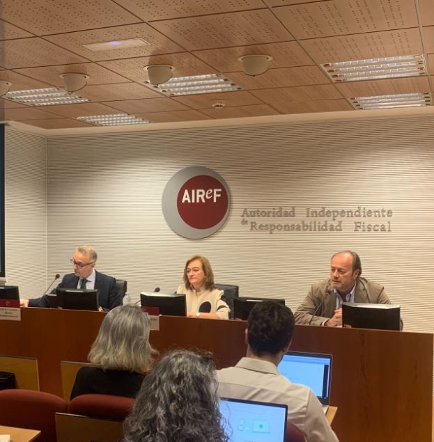 AIReF advierte que el Ayuntamiento de Valladolid y otras grandes ciudades en riesgo de déficit por su gestión en 2023