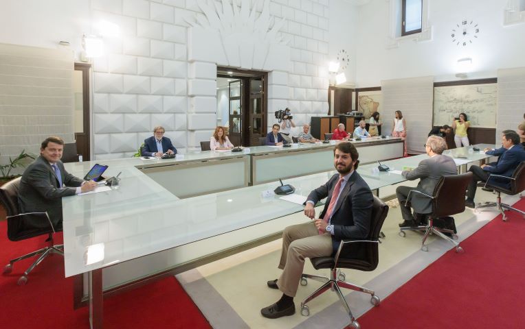 Consejo del Diálogo Social de Castilla y León avanza en el desarrollo y bienestar de los castellanos y leoneses