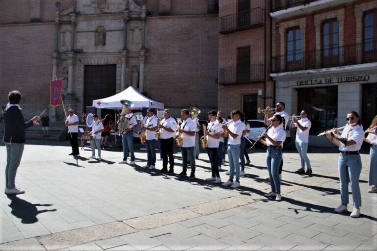 Alberto Mateo: «La Banda Municipal de Música de Medina se mantiene viva gracias a la energía de los más jóvenes y la experiencia de los mayores»