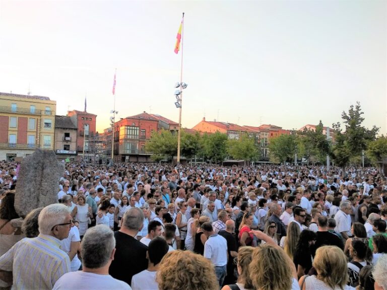 Manifestacion salvemos nuestro hospital