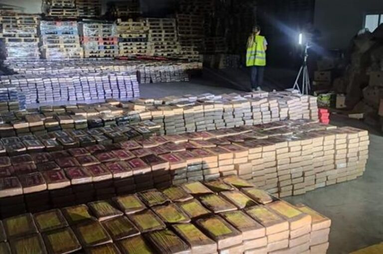 Incautado en el Puerto de Algeciras el mayor alijo de cocaína en España: 9,5 toneladas ocultas en bananas