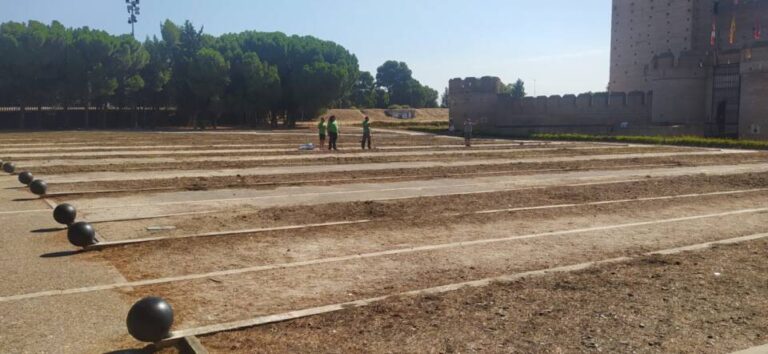 El Castillo de la Mota se prepara para el concierto de David Bisbal en Medina del Campo 