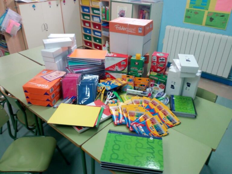 El Ayuntamiento de Bobadilla del Campo garantiza educación gratuita y de calidad: Compra de material escolar y libros para todos los estudiantes del CRA Tierras de Medina