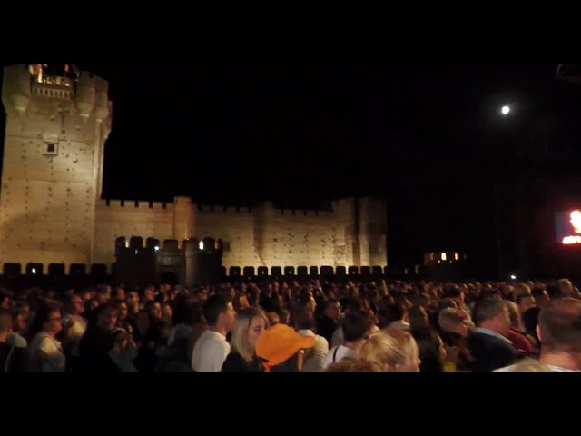 David Bisbal en Medina del Campo – El Castillo de la Mota testigo de un concierto espectacular
