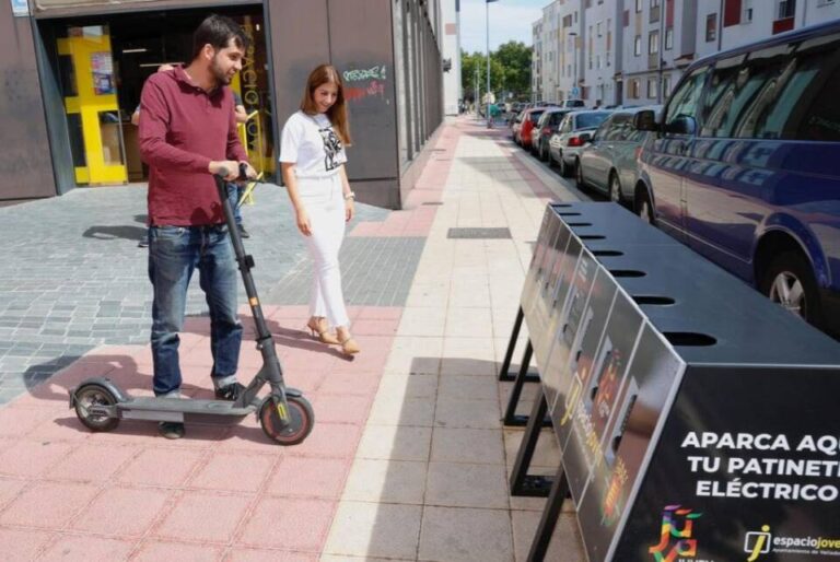 Valladolid estrena aparcamientos para patinetes eléctricos en la Semana Europea de la Movilidad
