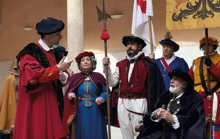 Medina del Campo vuelve a recrear la llegada del emperador Carlos V este 5 de noviembre
