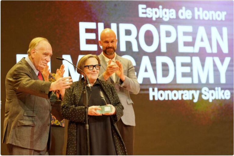 Seminci entrega la Espiga de Honor a la Academia del Cine Europeo en una Gala de Inauguración llena de emoción
