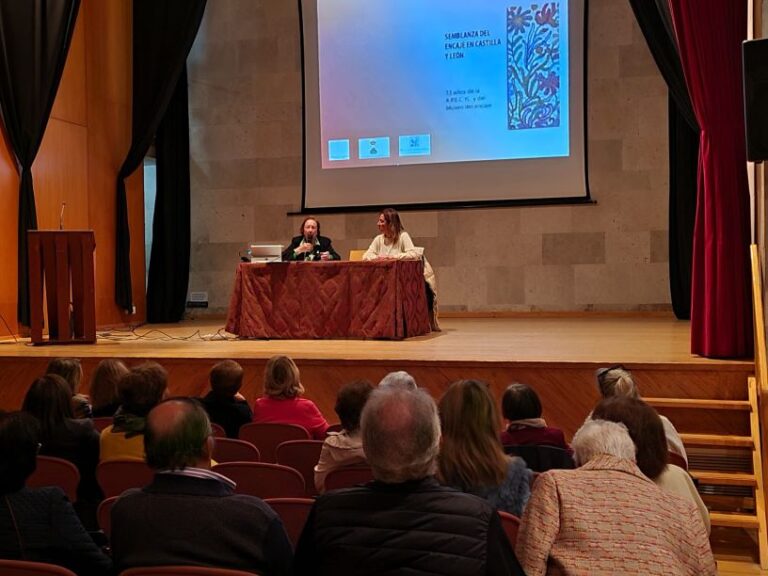 Tordesillas brilla como sede regional del bordado con el XVII Congreso Internacional del Encaje de Castilla y León
