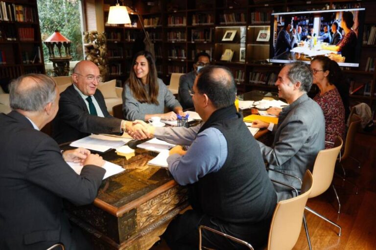El alcalde de Valladolid fortalece vínculos con la India al unirse al Patronato de su Fundación