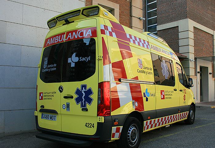Varón de 43 años herido en vuelco de furgoneta en pleno centro de Salamanca