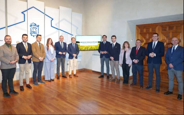 La Diputación de Valladolid presenta los presupuestos con un enfoque en desarrollo sostenible y apoyo a los municipios
