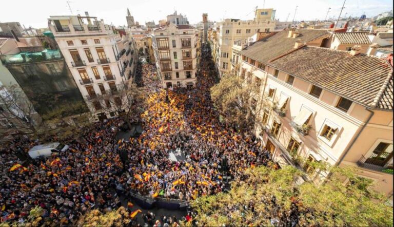 El PP se moviliza en Valencia «en defensa de la igualdad de todos los españoles»