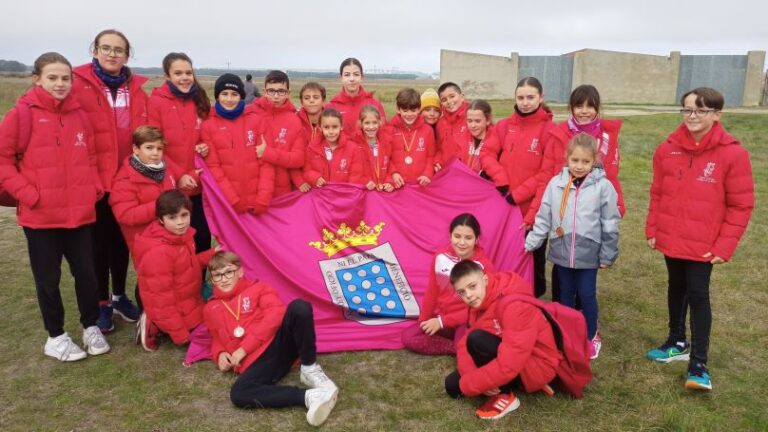 Éxito del Club de Atletismo Castillo de la Mota, 8 medallas en el 2º Cross Escolar de Aldeamayor