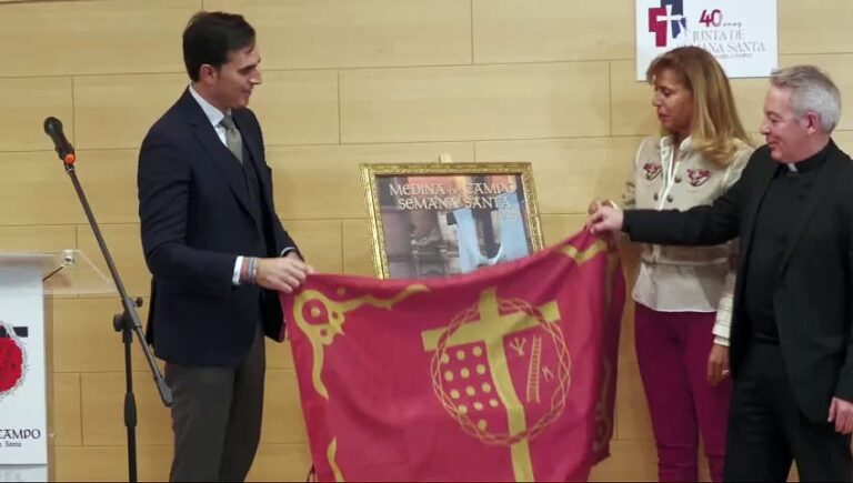 Momento de la presentación del Cartel de Semana Santa y Encuentro de Cofradías 2024