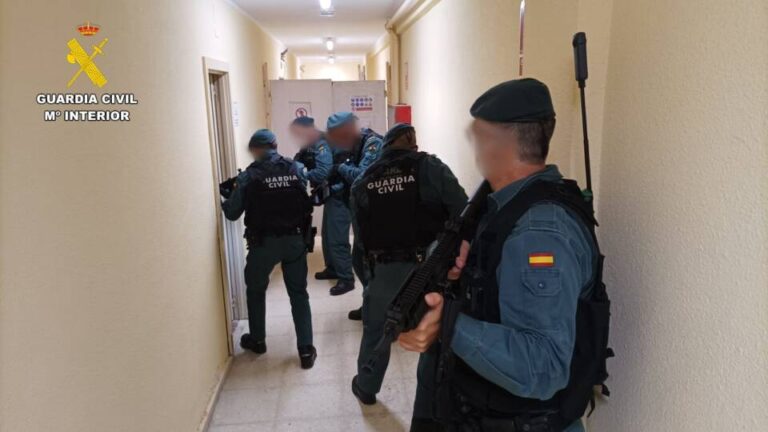 Guardia Civil y Ayuntamiento de Peñaranda de Bracamonte unidos en simulacro antiterrorista