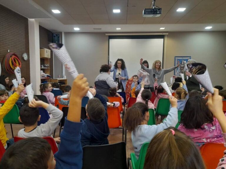 Nava del Rey divulga la importancia de la Virgen de los Pegotes con talleres infantiles