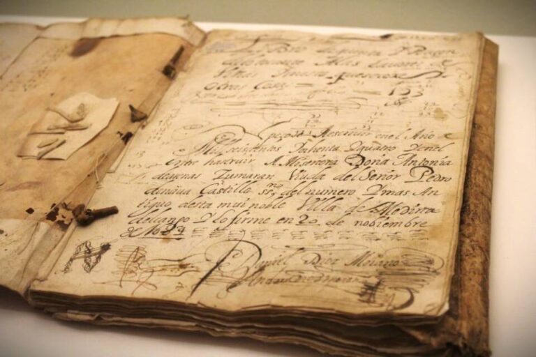 El Museo de las Ferias expone un manuscrito del siglo XVII que da valor a la cultura vitivinícola 