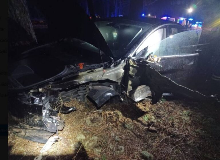 Tres heridos en un accidente en la carretera V-3341, en Coca (Segovia)