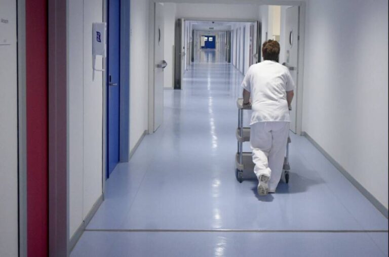 Sacyl incrementa un 25 % las plazas en su programa de fidelización y captación de residentes para 2024