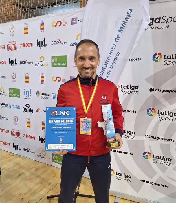 Óscar Botrán, ganador de la Liga Nacional de Kárate de Veteranos y nombrado ‘Grand Winner’