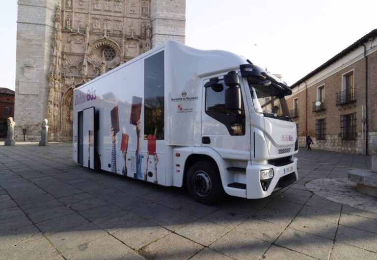 Los Bibliobuses de la Diputación registran más de 46.000 préstamos anuales en 151 pueblos