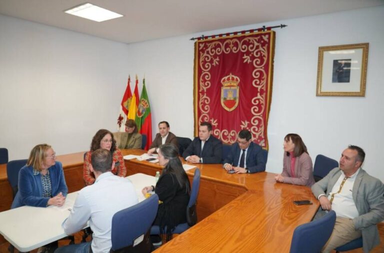 La Diputación pone en valor el Servicio de Mediación Vecinal que lleva a cabo CEMICAVA