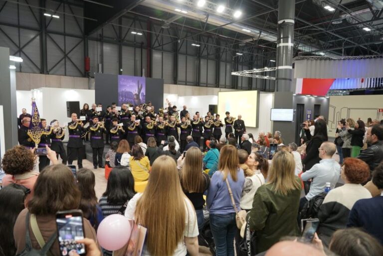 Castilla y León brilla en FITUR 2024 como epicentro de cultura, gastronomía y turismo rural