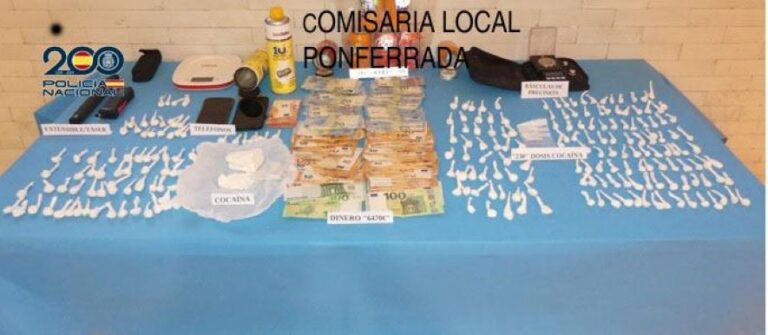 Desmantelados dos nidos de tráfico de drogas en Ponferrada: Detenida una pareja que ocultaba cocaína en utensilios de limpieza