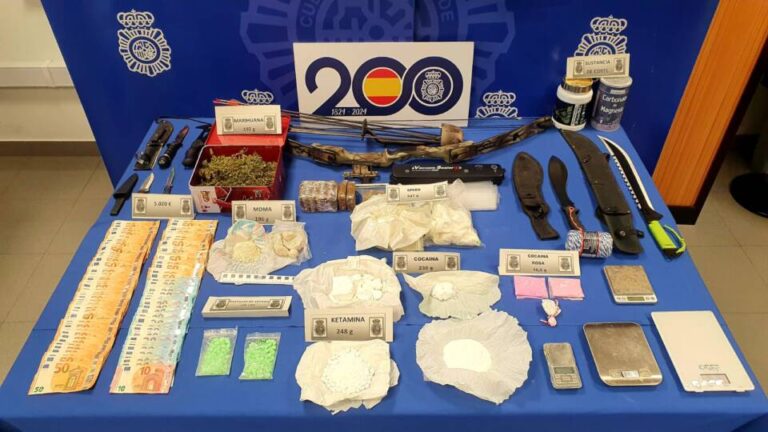 Desarticulada red de drogas en La Cistérniga: Padre e hijo detenidos por tráfico de sustancias ilícitas