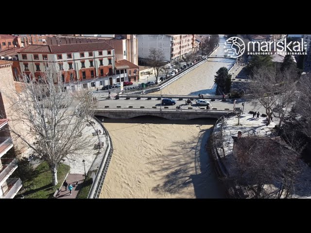 Imagen del cauce del Rio Zapardiel a su paso por Medina
