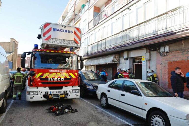 Tragedia en Valladolid: Incendio en calle Cisne deja un fallecido y varios heridos, incluyendo menores