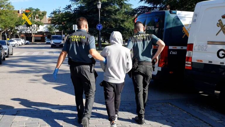 Detenidos dos individuos por secuestro y agresión en Ciñera de Gordón