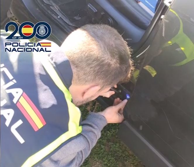 La Policía Nacional desarticula una organización que conseguía robar vehículos en menos de un minuto