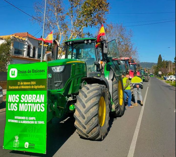 Tractorada en la capital: Ha salido hoy y entrará mañana en Madrid hasta el Ministerio de Agricultura