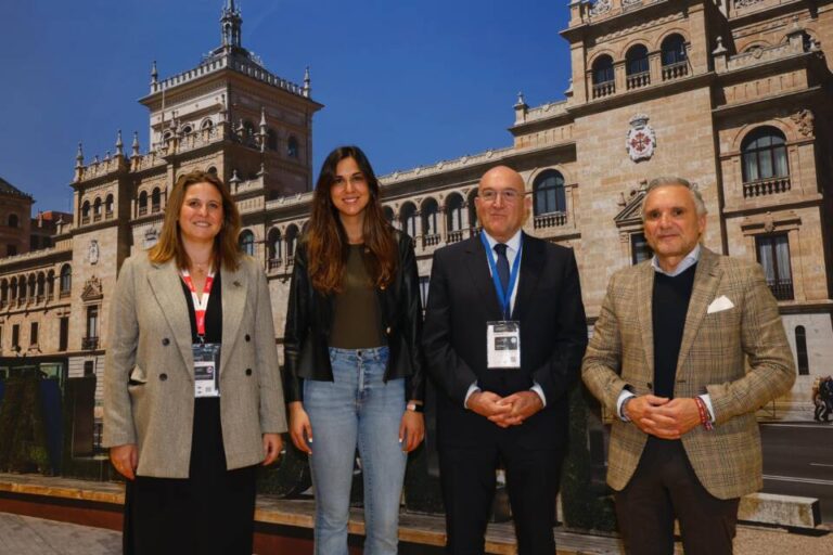 Valladolid y Sevilla unen fuerzas para potenciar su turismo: acuerdo estratégico entre dos ciudades emblemáticas
