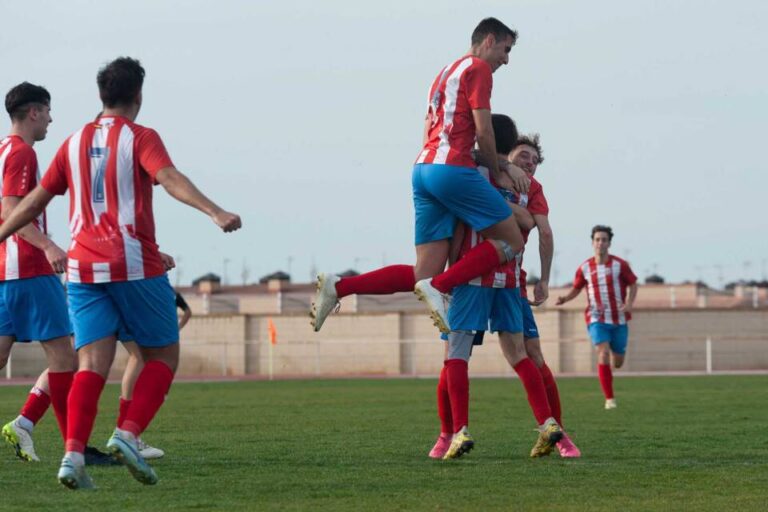 La Gimnástica Medinense rompe su mala racha y firma un resultado de 3-1 frente al Zamora CF