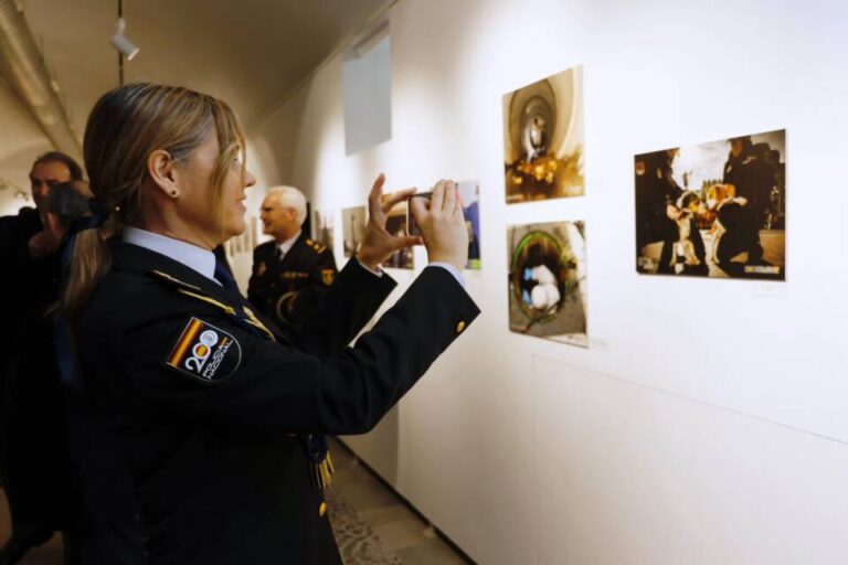 La Policía Nacional despliega sus 200 años en Valladolid