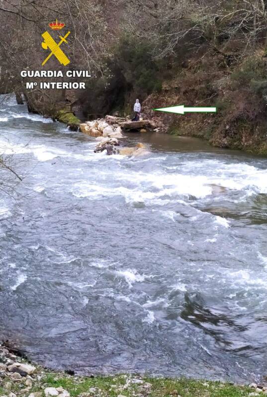 La Guardia Civil auxilia a dos peregrinos desorientados y heridos en las cercanías de la localidad de Pereje (t.m de Trabadelo)