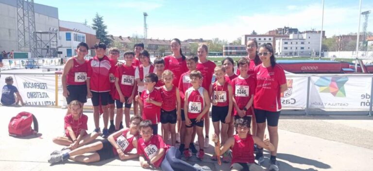 Los atletas del C.A. Castillo de la Mota suman ocho medallas en la primera jornada al aire libre