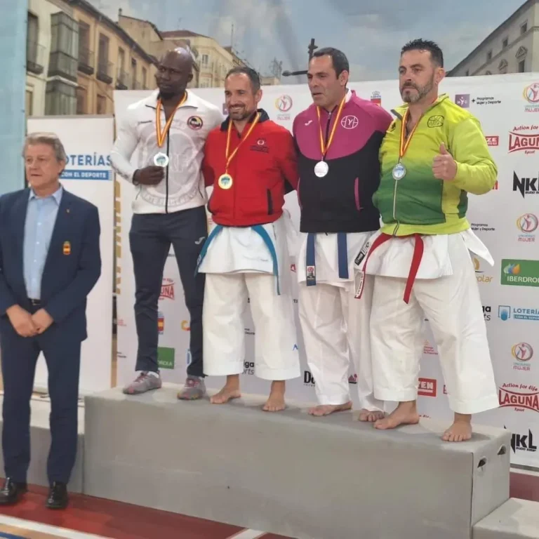 Óscar Botrán de Castro se alza con la medalla de oro en la Liga Nacional de Karate de Veteranos