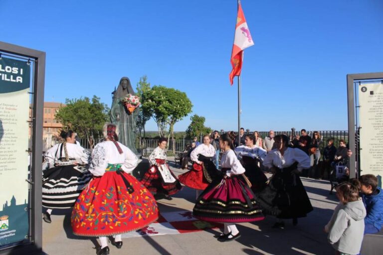 Tordesillas celebra la Vigilia Comunera con honores a su Reina