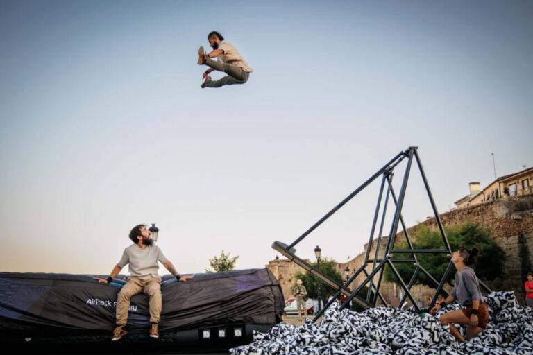 El LAVA celebra el ‘Día Mundial del Circo’ con tres espectáculos