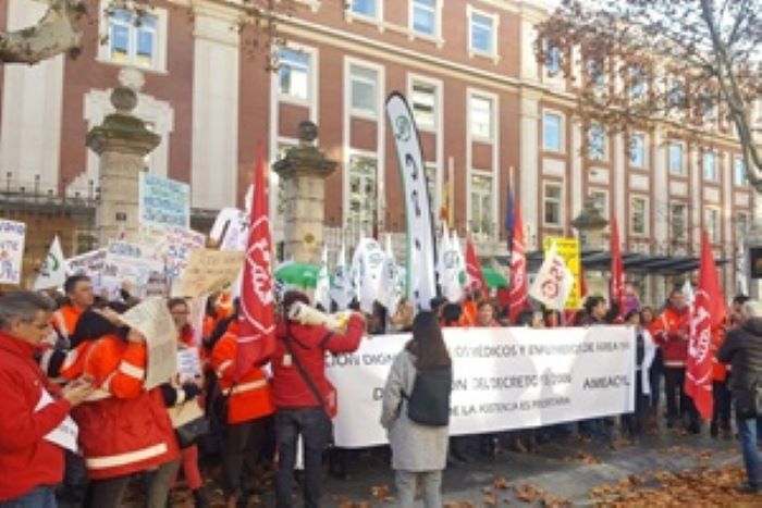 Médicos y enfermeros de área de Castilla y León protestan por condiciones laborales