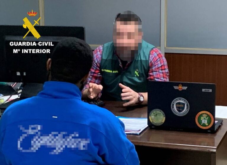 Desarticulan una red de estafadores y recuperan 18.500 Euros