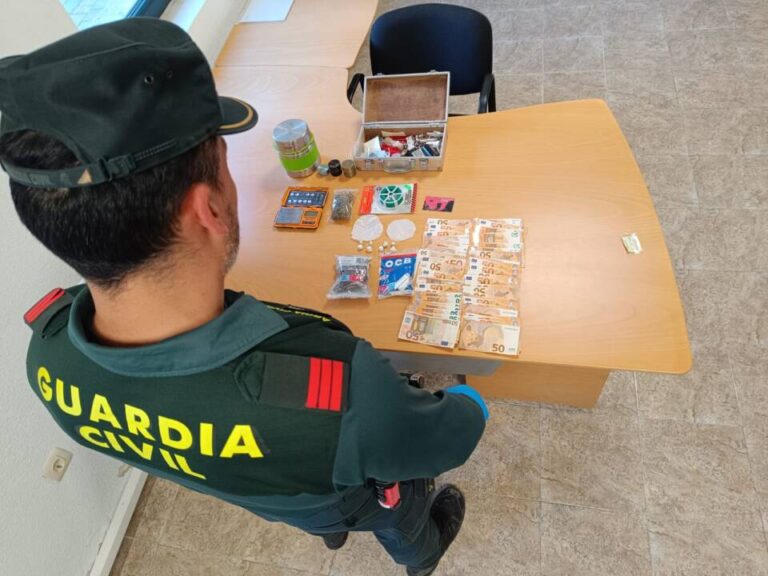 Detenido en Vallelado presunto traficante de drogas: hallan cocaína, marihuana y efectivo