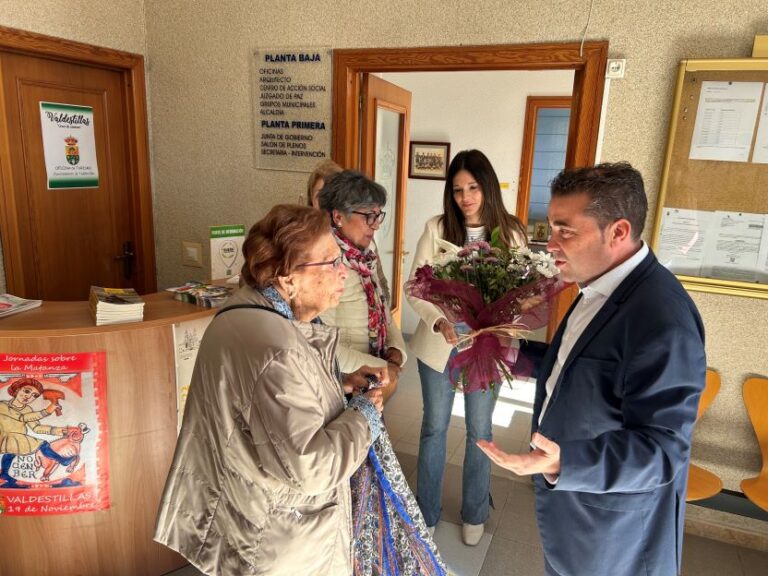 Esperanza Álvarez Pérez, centenaria de Valdestillas, celebra un siglo de vida