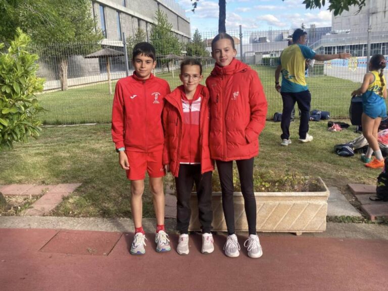 Emocionante jornada para las jóvenes promesas del C.A. Castillo de la Mota en el Autonómico de obstáculos