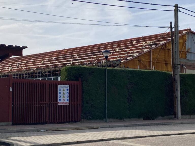 La piscina cubierta de Medina del Campo cubrirá el 70% del calentamiento de su agua con energía solar 