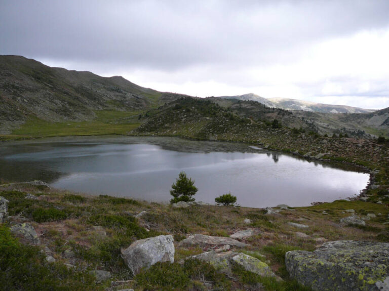 La Laguna Negra implementa regulación de accesos para evitar saturación en junio