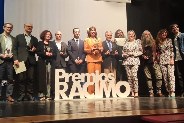 Serrada rinde su especial homenaje al mundo del arte